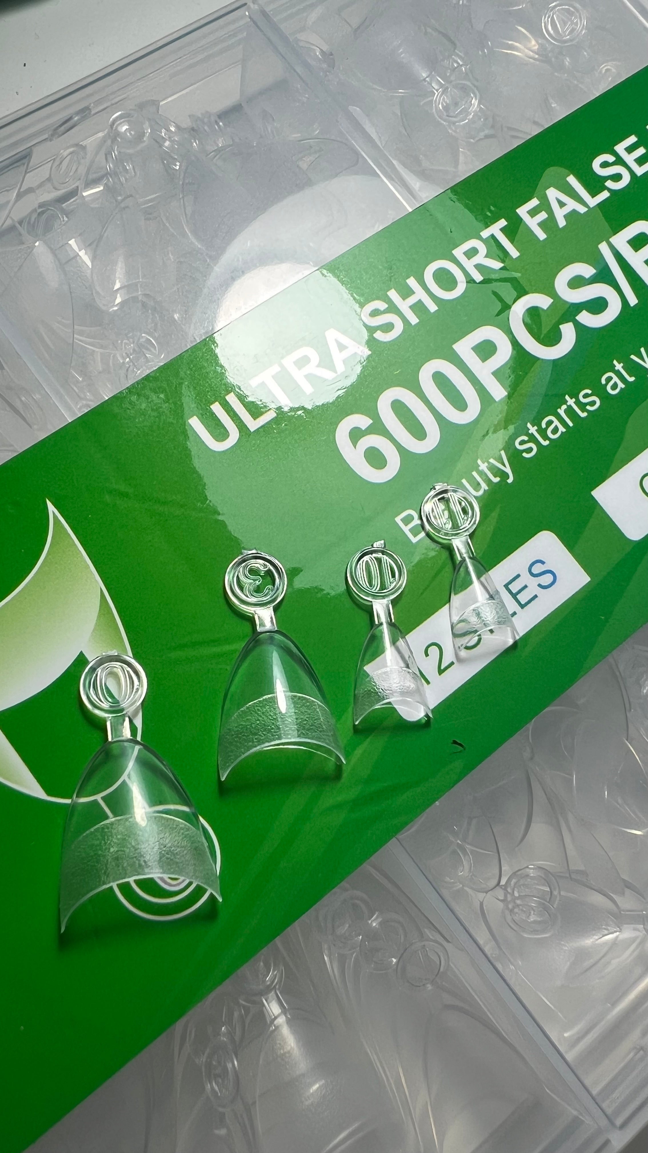 Capsules pour pose capsule forme amande courte a