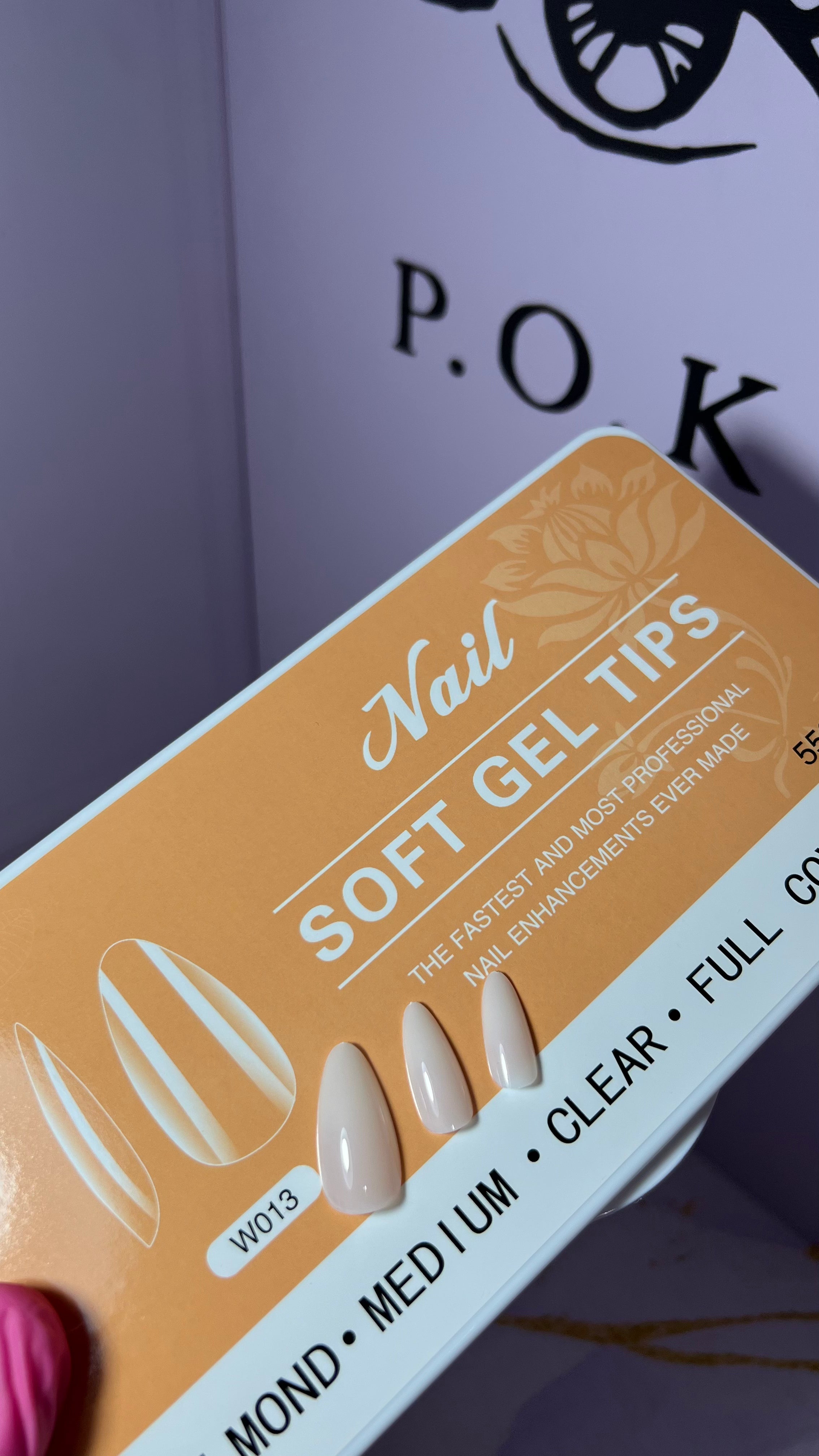 Soft gel tips Nail amande moyenne 550 pcs
